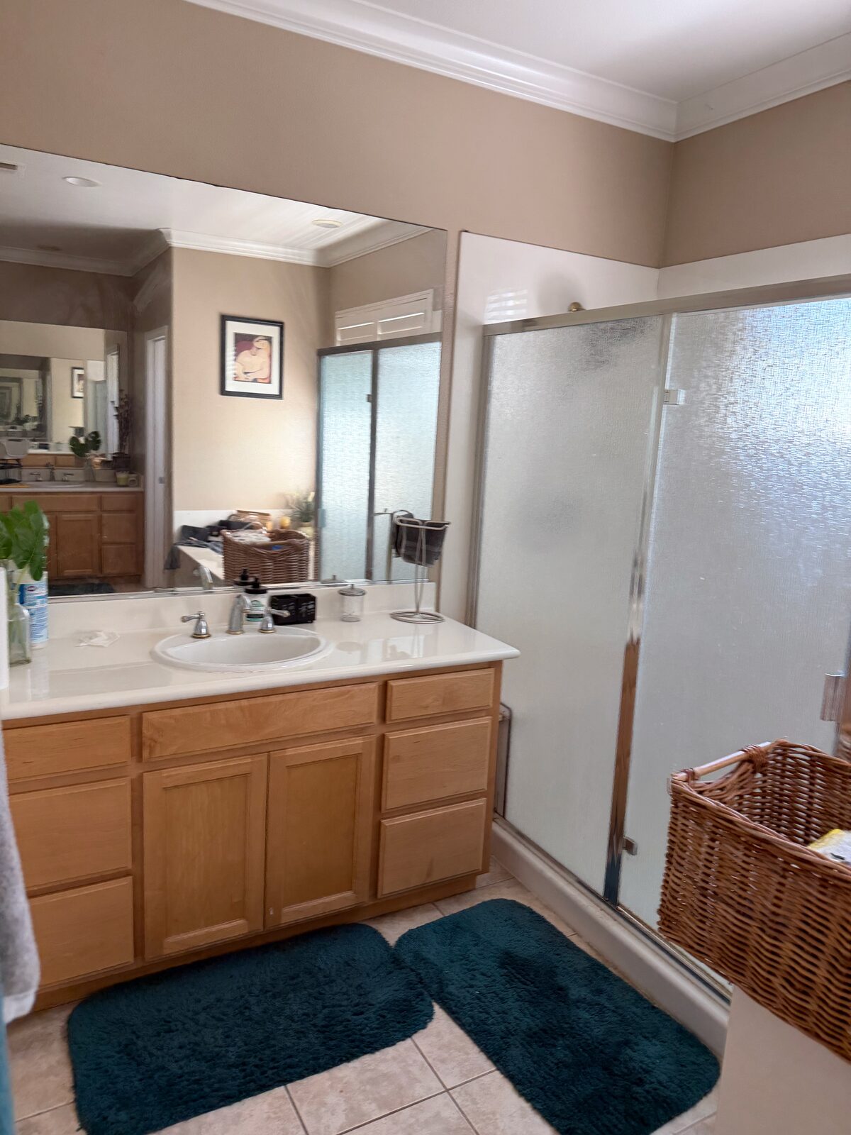 Bathroom vanity